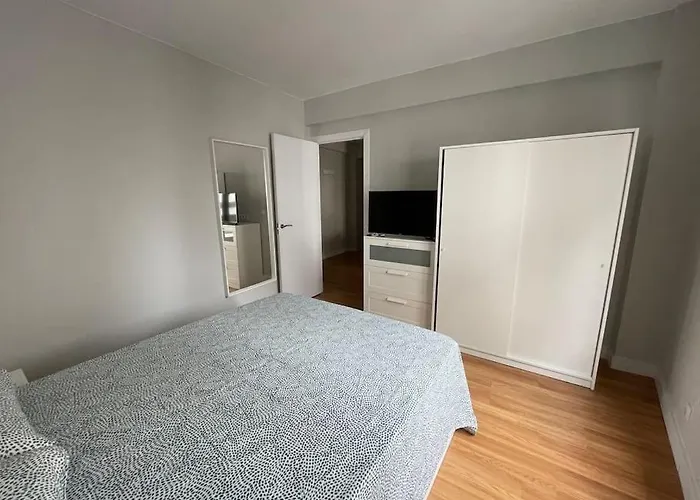 Apto. A Estrenar En El Centro 2 Hab Y 1 Bano Apartamento Castro Urdiales